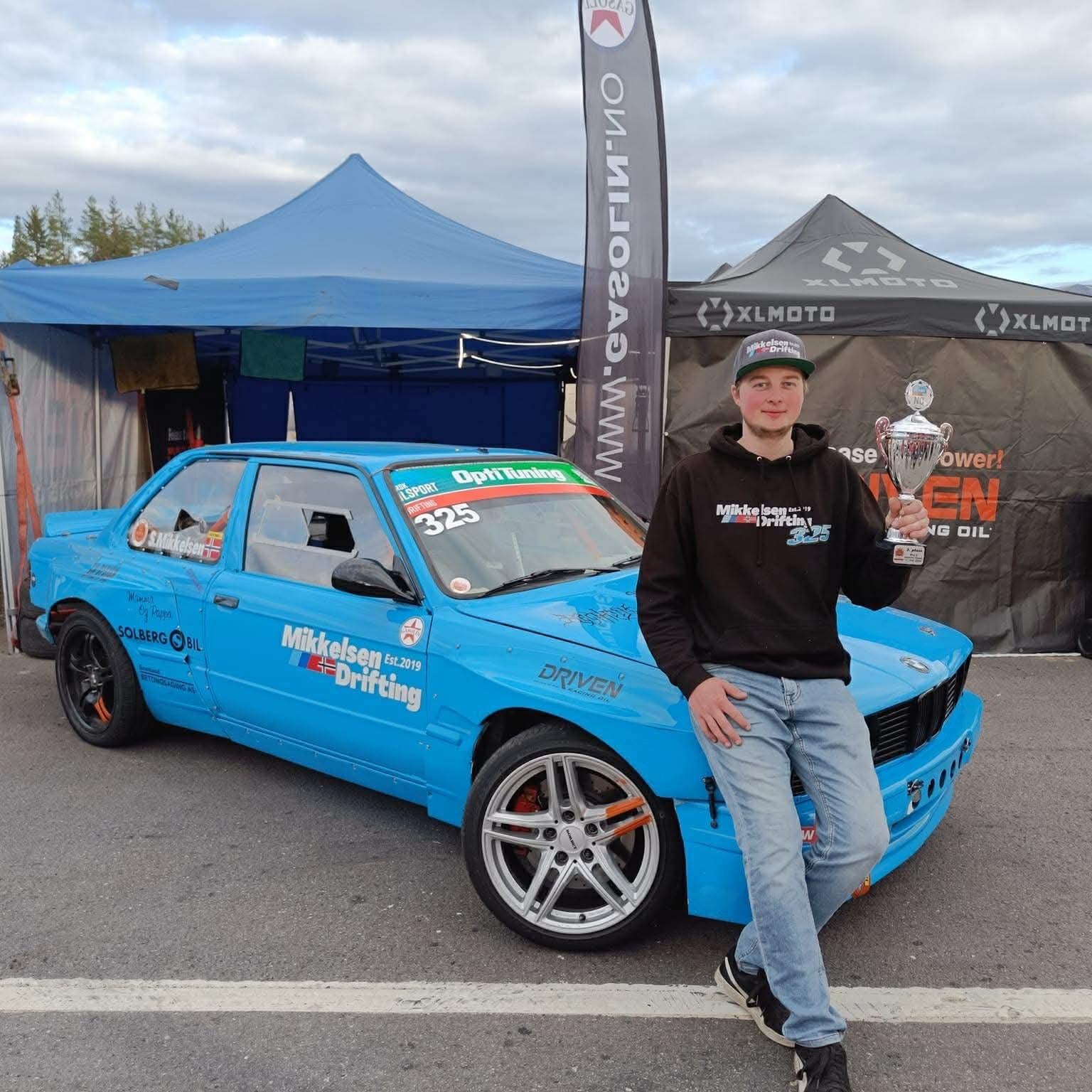 Mikkelsen Drifting SUPERFAN - Navn på taket 2026